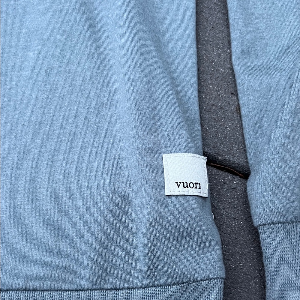 Vuori Women’s Daydream Crew Smoke  Blue Heather size M - Picture 2 of 5